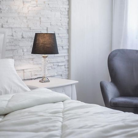 Suites Minetos Vlachata Phòng bức ảnh
