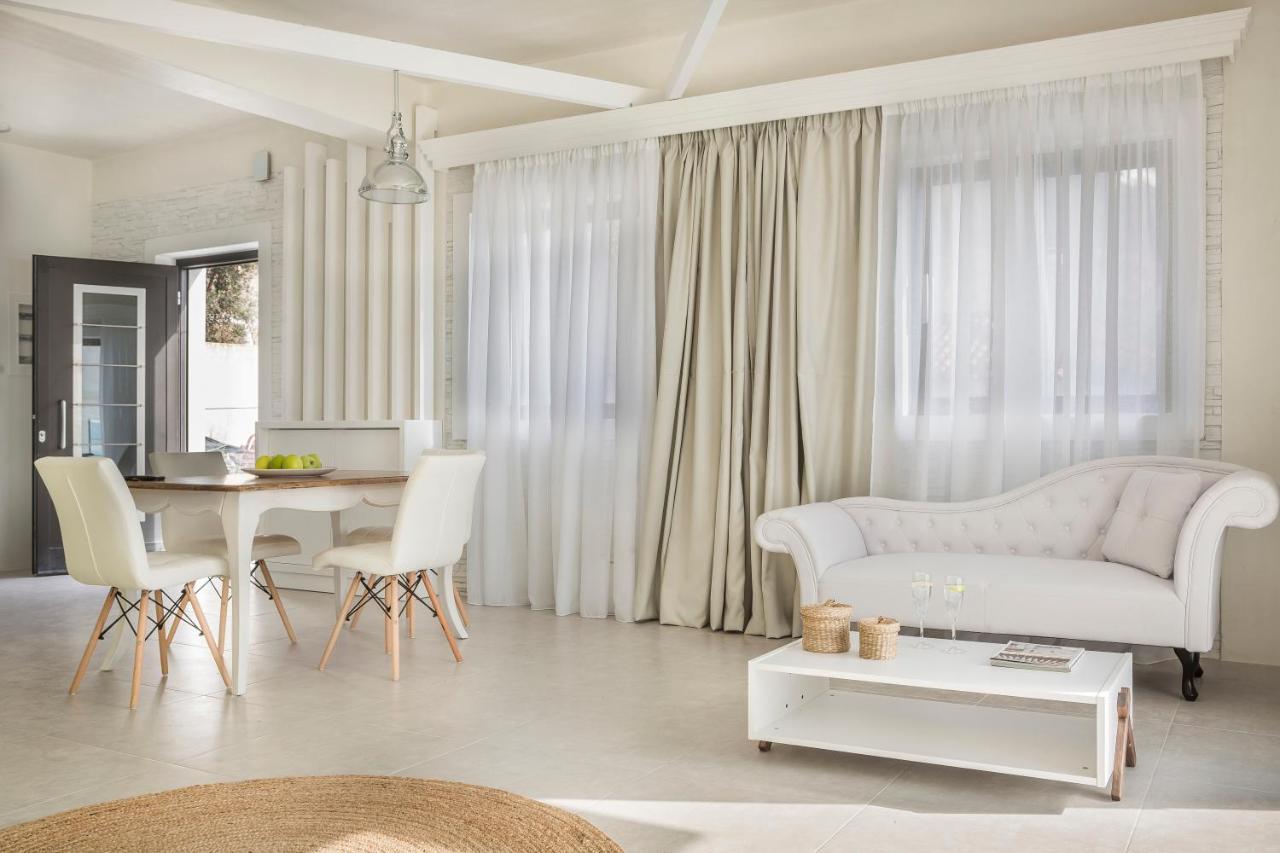 Suites Minetos Vlachata Ngoại thất bức ảnh
